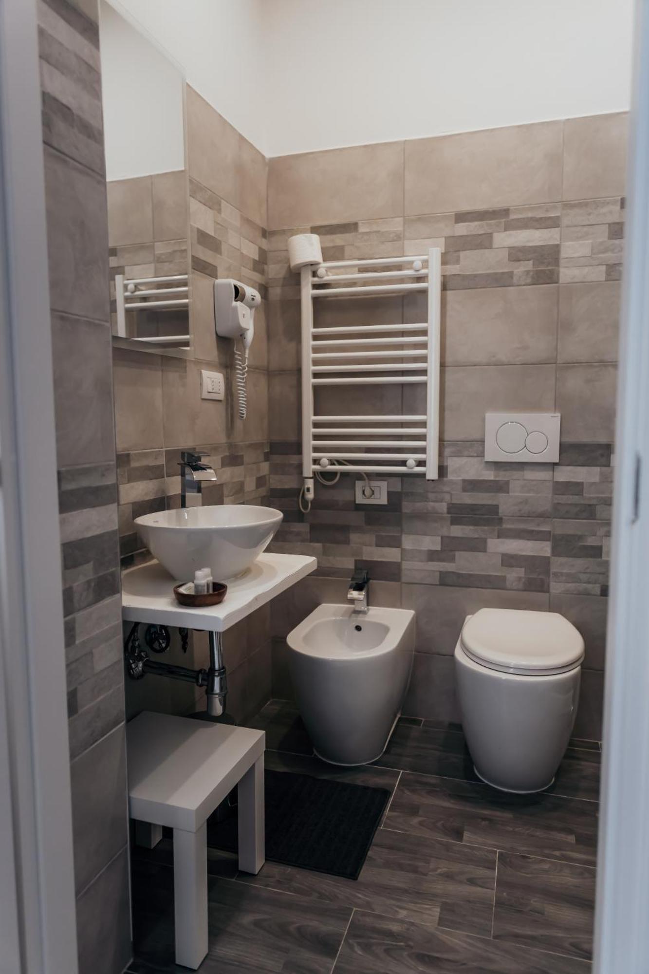 Double or Twin Room,1594786872:JPEG